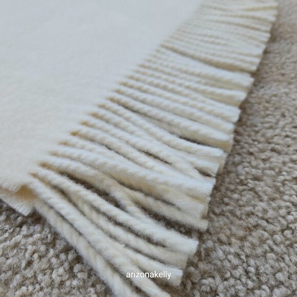 NWOT {LUXURY} Wool Cashmere Scarf Thick Soft *AMAZING* - Picture 7 of 17